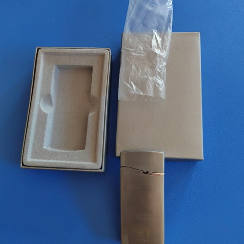 Hit Casino Metal Lighter new in box with gift case