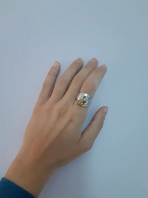 925 silver ring with small diamond stone