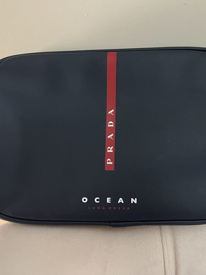 Prada Ocean men's toiletry bag like new, dark blue