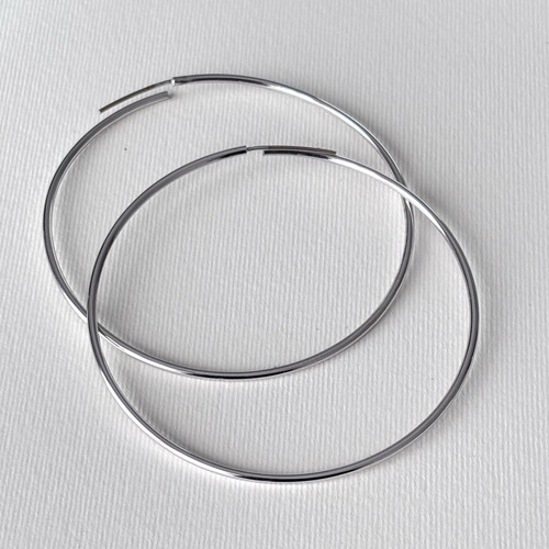 Hoop earrings white gold k18 like new