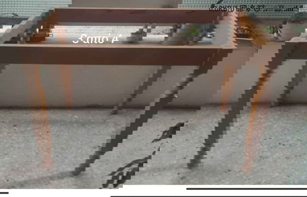 Τραπέζι κουζίνας σκελετός μασίφ