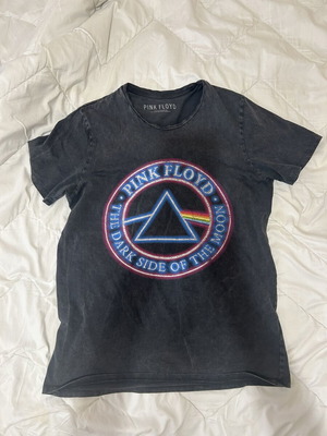 Pink Floyd T-shirt like new, size M, gray