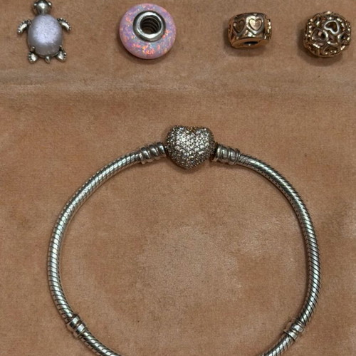 Pandora bracelet with charms like new, pink and silver, 18cm