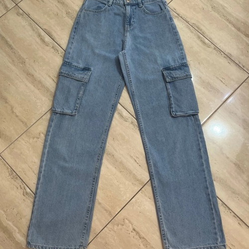 Bershka women's cargo jeans like new, size 34, blue