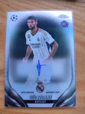 Topps Chrome Theo Zidane 2023-24 autograph card like new