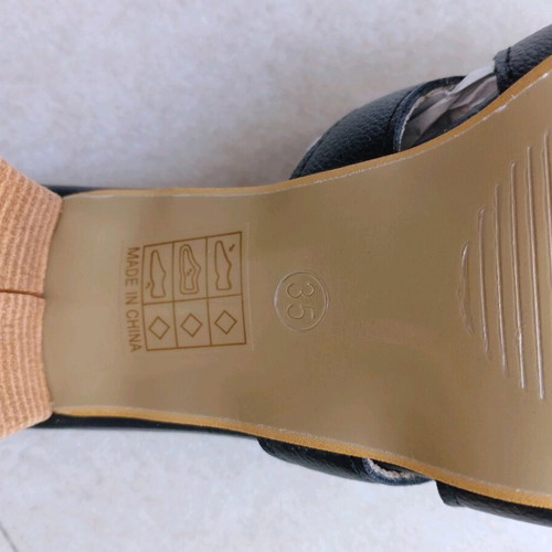 Women's mule sandal