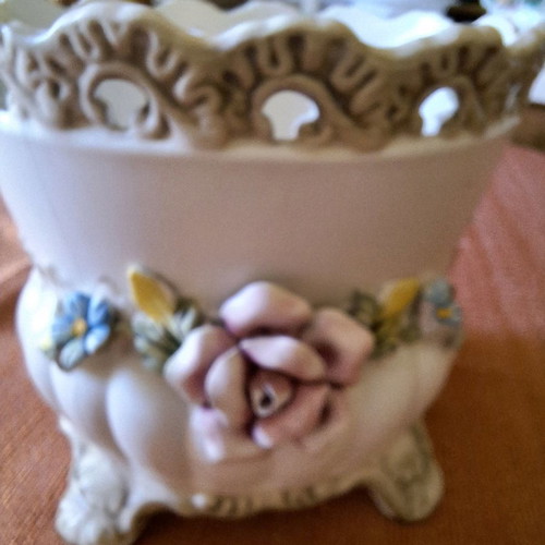 Capodimonte bowl used, 20×19 cm, numbered