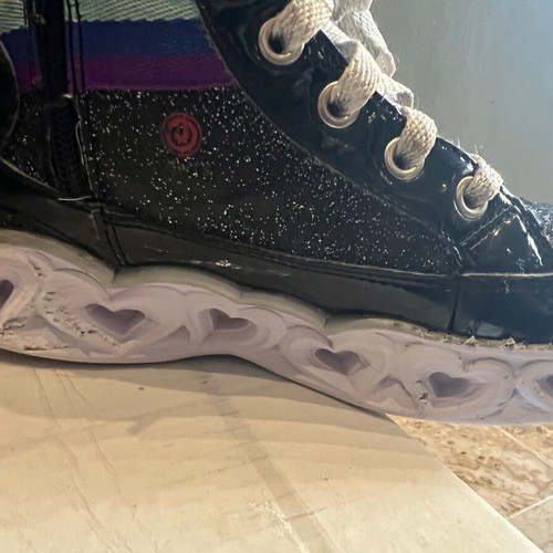 Μποτάκι Skechers μεταχειρισμένο με στρας και φωτάκια, νούμερο 32, μαύρο πολύχρωμο