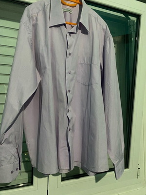 Ensemble shirt 3XL like new, white and pink