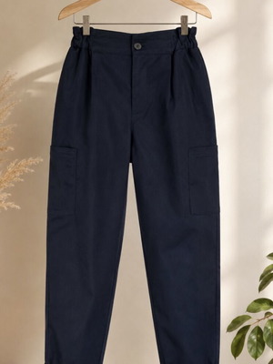 Zara pants size 32 like new, black, cargo style with elastic waist