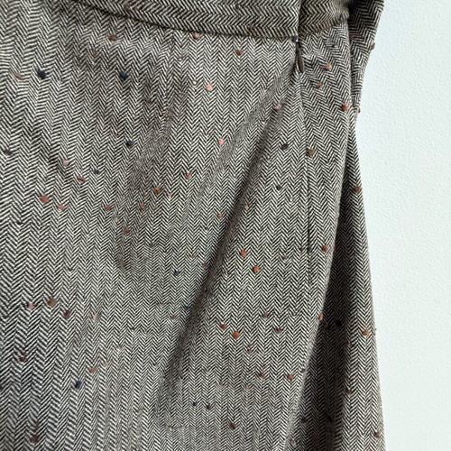 Pencil skirt used from vintage Juanita Sabbadini suit gray