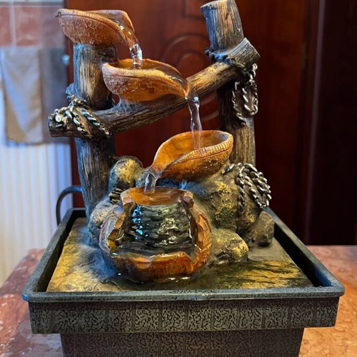 Decorative Fountain like new, functional with continuous water flow