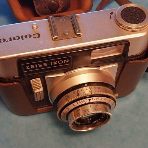Zeiss Ikon Prontor 125 2.8 50 mm color camera used