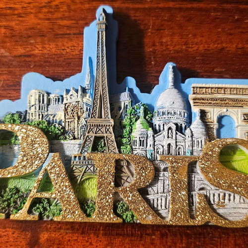 Paris fridge magnet like new