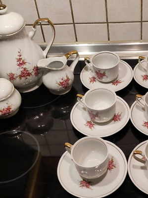 Collectible Zajecar Yugoslavia porcelain tea/coffee set like new, 6 persons
