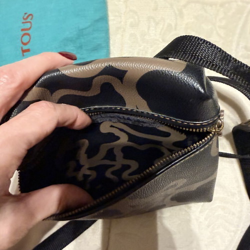Tous leather crossbody bag like new, black and beige