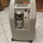 Oxygen bottle and oxygen machine used