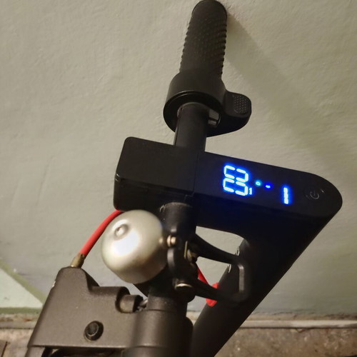 Electric scooter like new, solid tires, up to 30 km/h