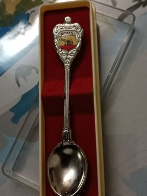 Italian souvenir spoon new with Rome emblem