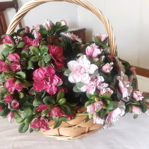 Basket with flowers like new