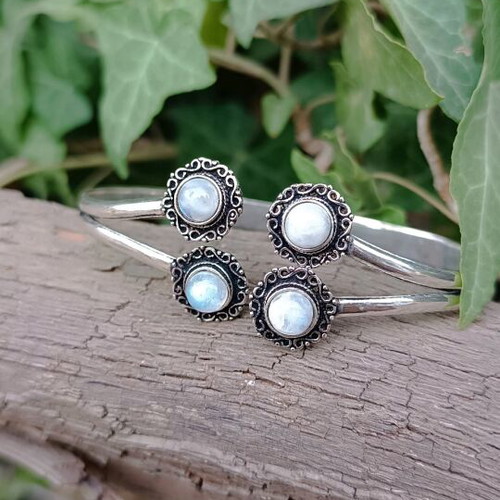 Statement silver-plated women's bracelet new with moonstone