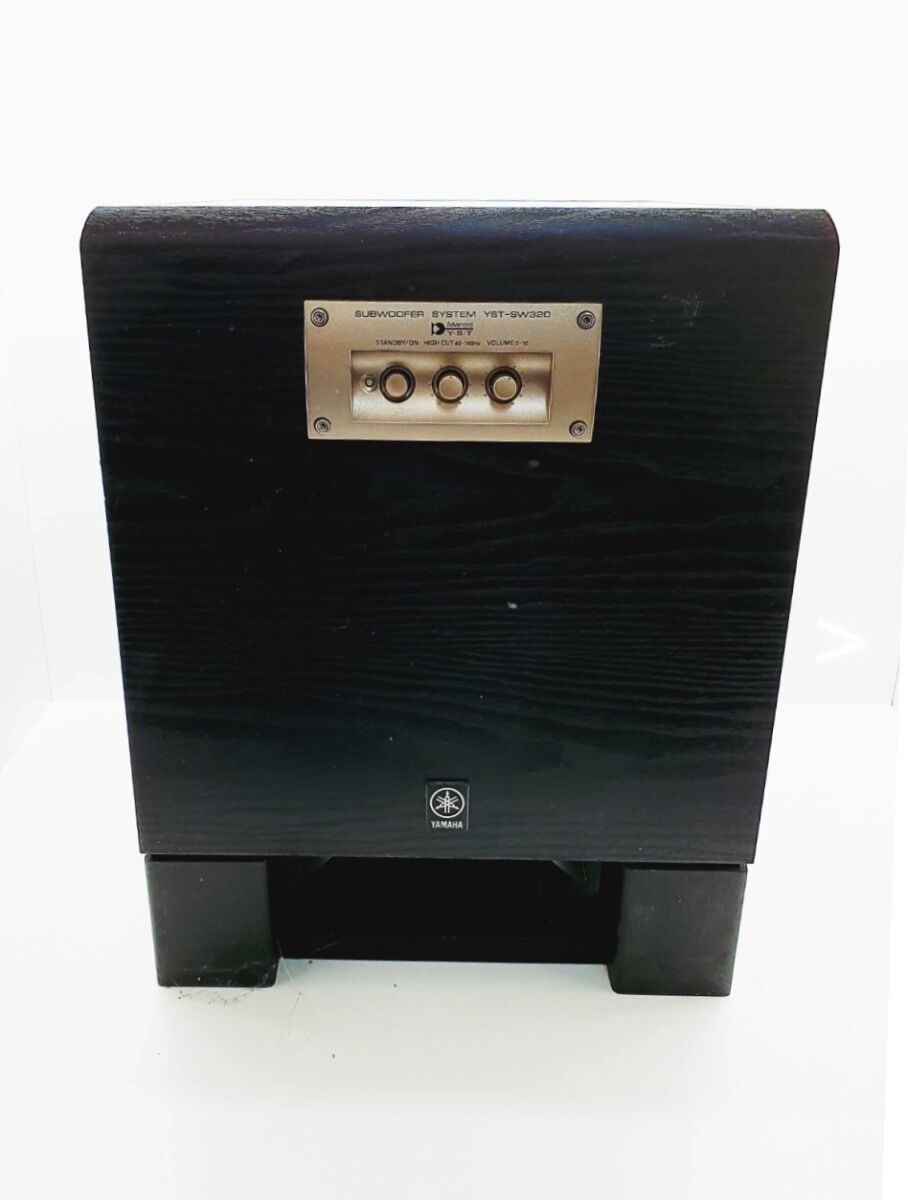 Yamaha YST SW 320 Subwoofer like new - € 240,00 - Vendora.cy