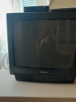 Έγχρωμη τηλεόραση Hitachi μεταχειρισμένη 30 ιντσών με κωδικοποιητή σήματος