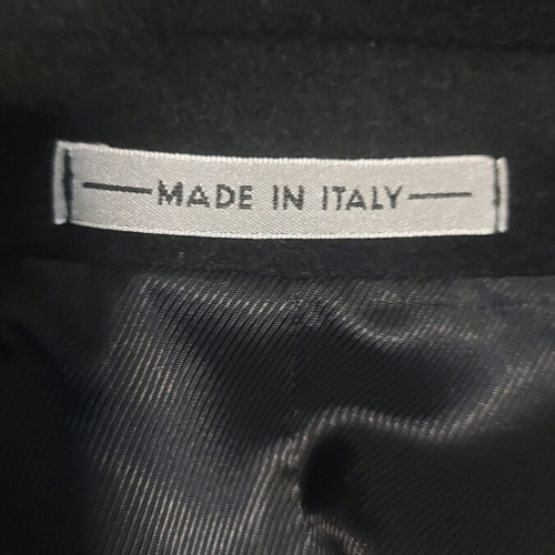 Coat black wool new, size 48-50, Made in Italy