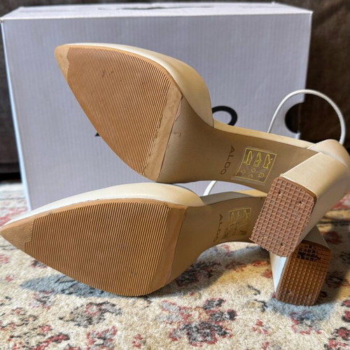 Aldo leather sandals nude like new, size 38