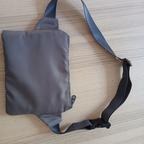Crossbody waterproof bag new, blue and gray