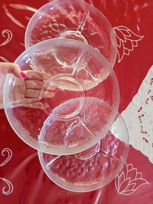 Vintage glass serving trays set of 3, heavy glass, like new, 26 cm