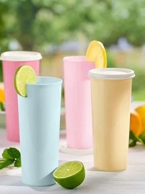 Tupperware vintage set of 4 children's cups 470ml