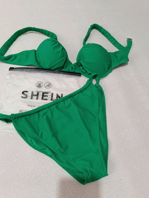 Bikini green new size 15Y (Small)