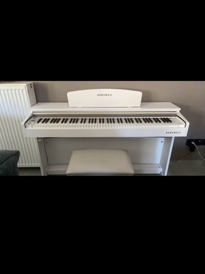 Kurzweil M90 WH electric piano with bench like new