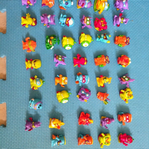 Super Zings figures like new