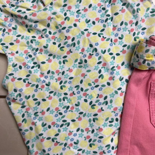 Obaibi set for 6-month-old girl like new, blouse and pink shorts