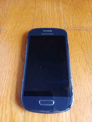 Samsung GT I8190N κινητό μεταχειρισμένο, μαύρο, Android, κάμερα 7.9 MPixel