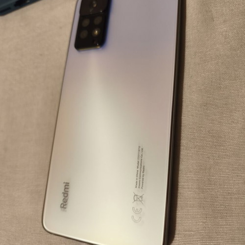 Xiaomi Redmi Note 11Pro+ used, 128GB, silver, Android, 3 cases included