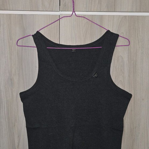 Vero by Aslanis tank top like new gray size L