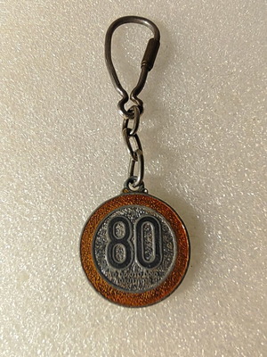 Keychain vintage used, good condition