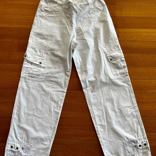 Madlen white cargo pants with satin pockets and decorations, like new