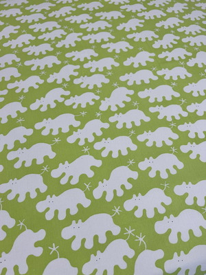 Single bed sheet with matching pillowcase like new