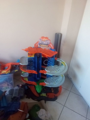 Πίστα γκαράζ Hot Wheels σαν καινούργια