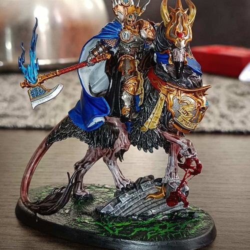 Lord-Vigilant on Gryph-stalker figure like new with magnetic base