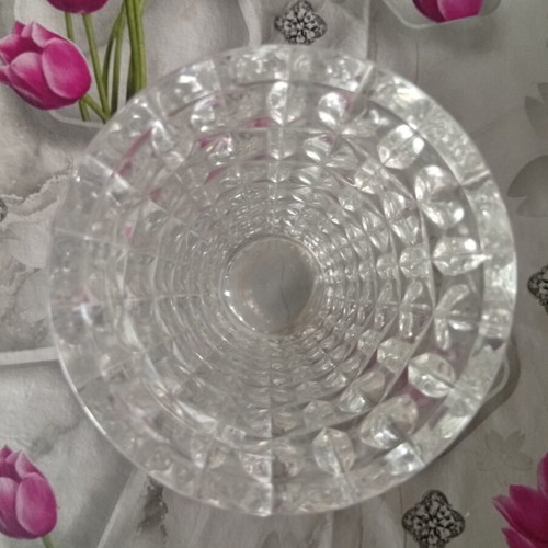 Crystal carved luxury vase, new, height 25cm diameter 10cm