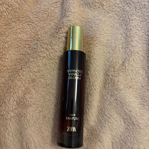Zara Hypnotic Vanilla Bloom perfume used 30 ml