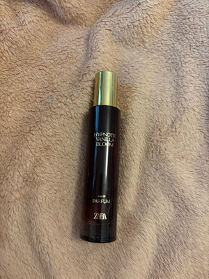 Zara Hypnotic Vanilla Bloom perfume used 30 ml