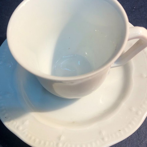 Antique Château Valmont coffee set 12 pcs like new, white embossed porcelain