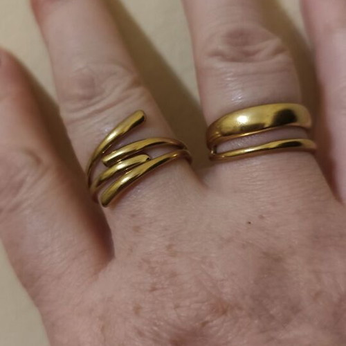 Set of two gold-tone rings size 8, stainless steel, new