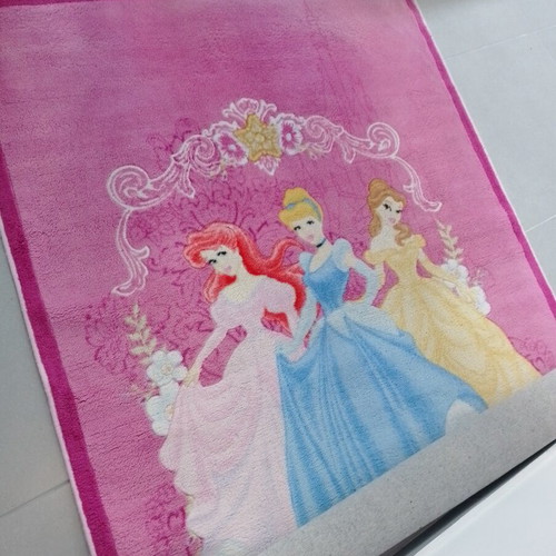 Children's Room Rug Ariel Bell like new 2.00x1.20 m